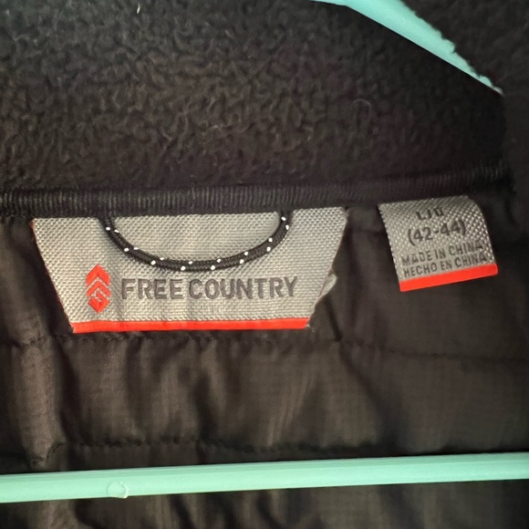 Free country lightweight jacket, large, black, great condition! - Picture 3 of 3